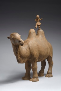 Sophie VERGER Gaby sur le chameau - Grès - 58,5x56x25 cm